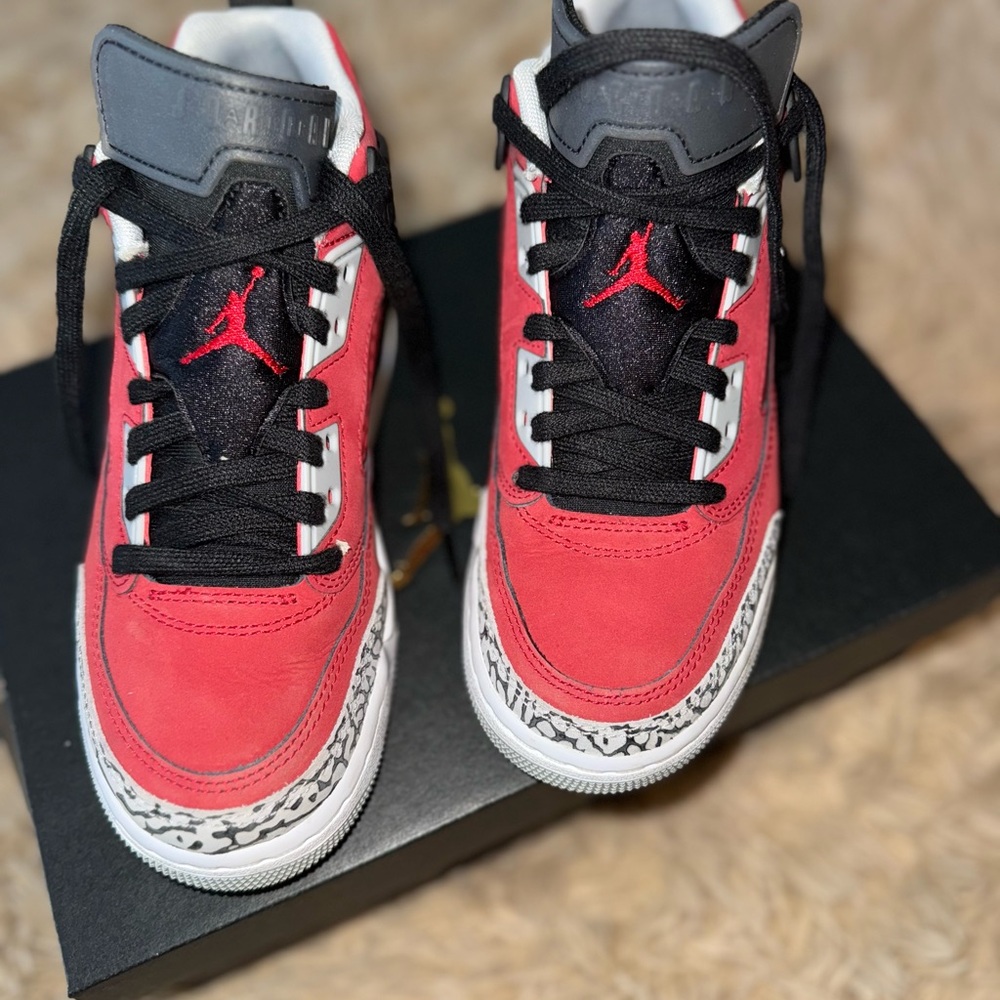 Air Jordan Spizike Low GS Red/Black/White Boy Sneakers